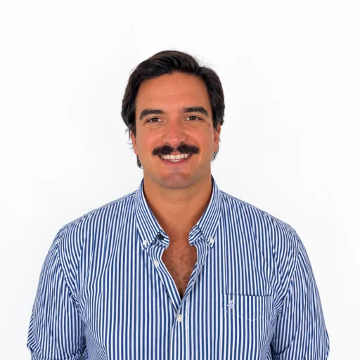 Retrato de Diego Larrauri, profesional de marketing, marcas y eventos en Barcelona